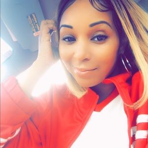 Meet your Posher, Kenyona0